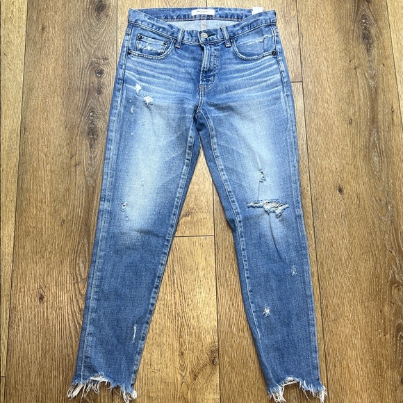 Moussy Vintage Light Wash Distressed Raw Hem Skinny Jeans Size 26 - Picture 1 of 9